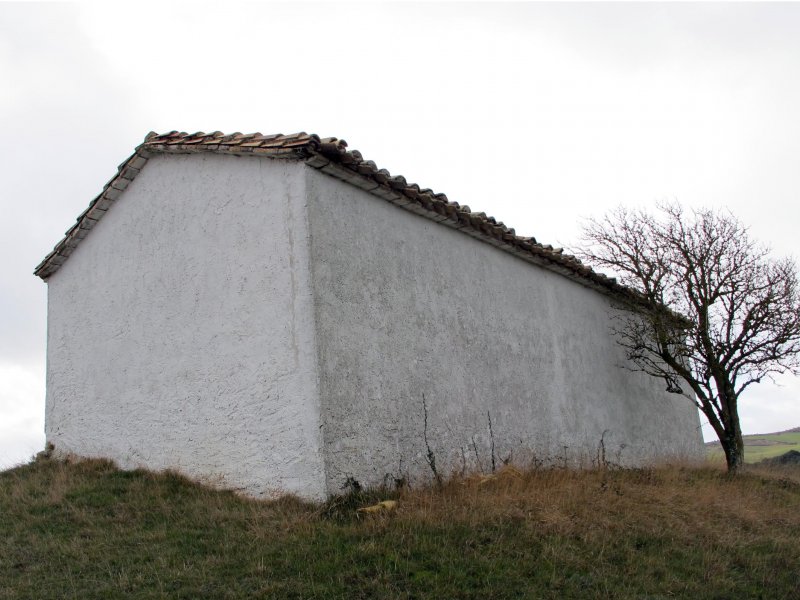 San Migel ermita Olatz aldean